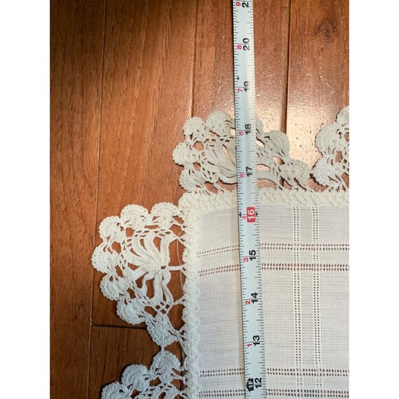 Elegant White Lace Trimmed Table Runner - 36"x15" - Set of 2 - Picture 6 of 11